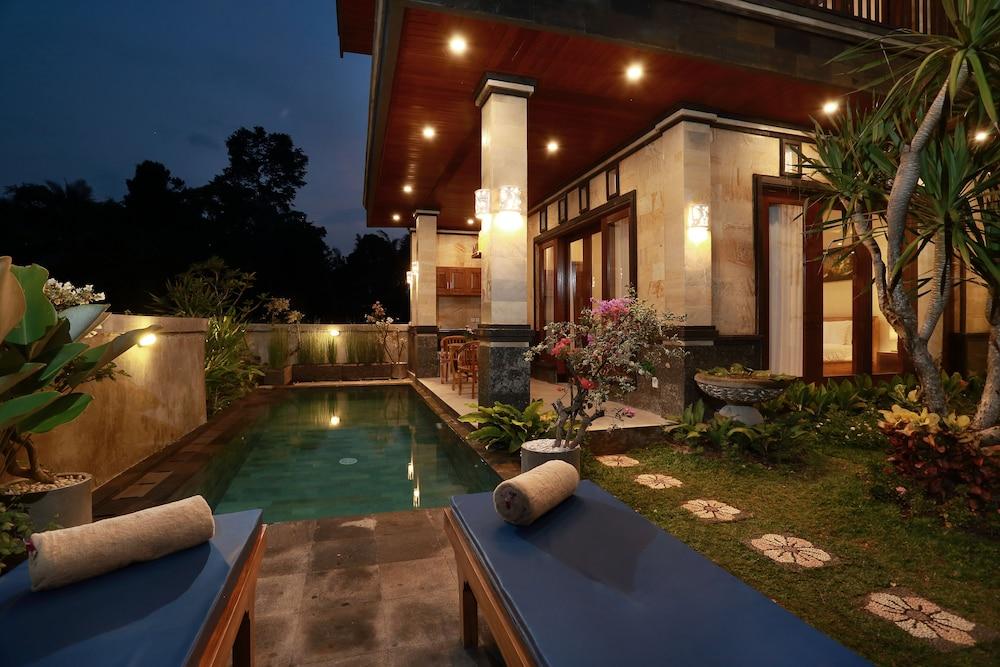 Dewi Sri Private Villa Ubud  Exterior photo
